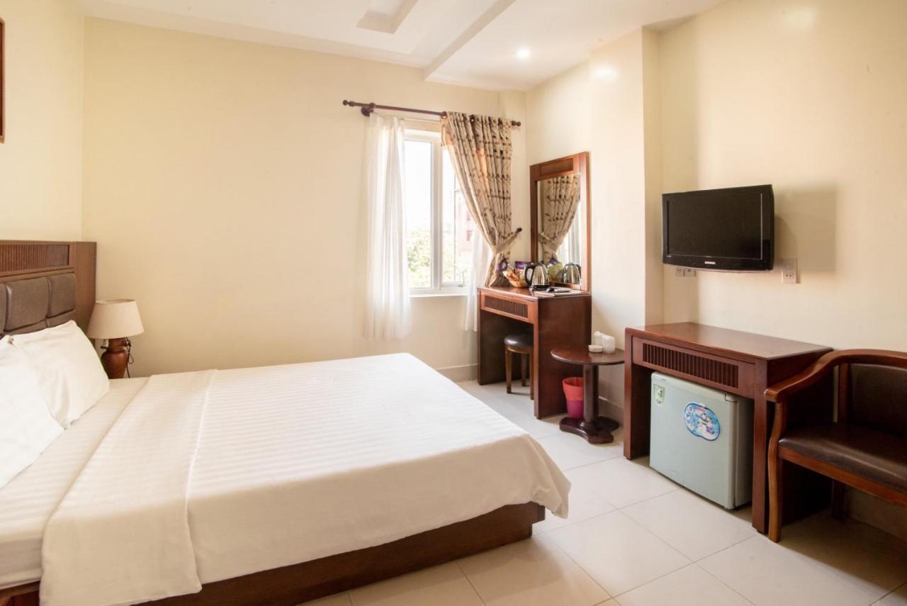 Binh Hung Hotel Ho Chi Minh City Exterior photo